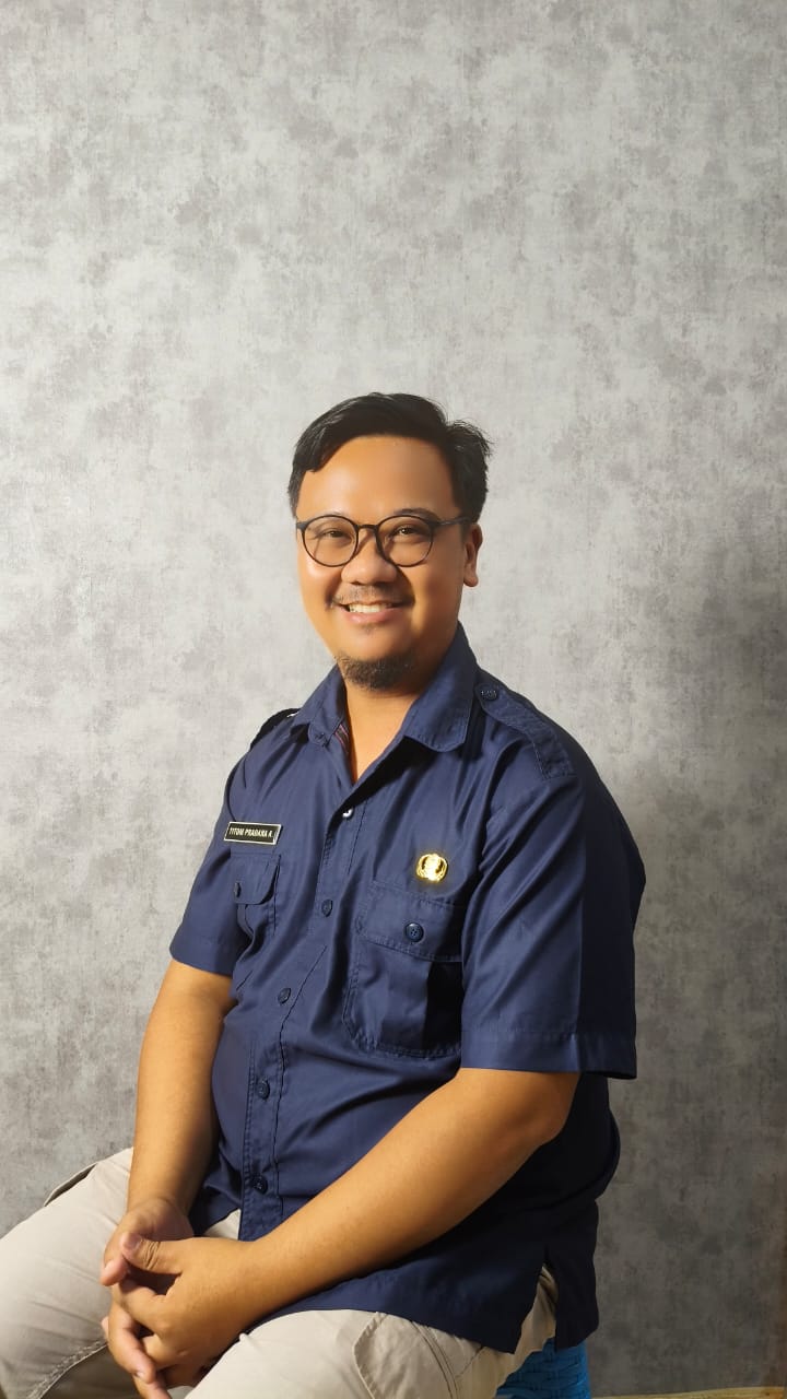 Titom Pradana Adinata